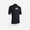 Quiksilver Tee Shirt Anti UV Homme Manches Courtes Surf Noir -Freedive Soldes tee shirt anti uv homme manches courtes surf noir